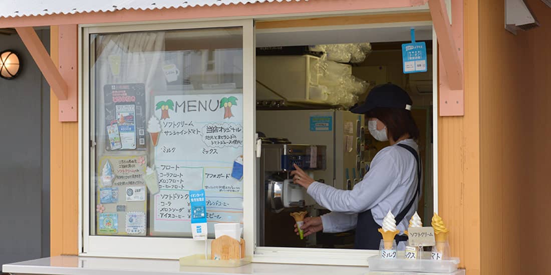 写真：道カフェの外観